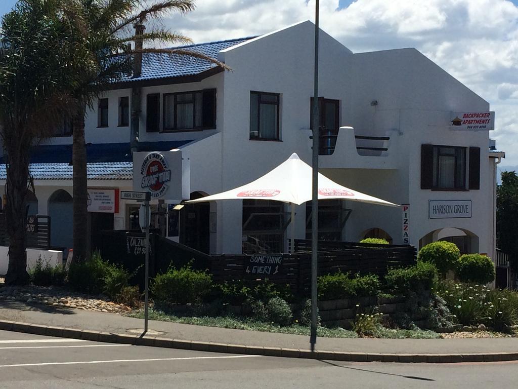 Backpacker Apartments Plettenbergbaai Buitenkant foto