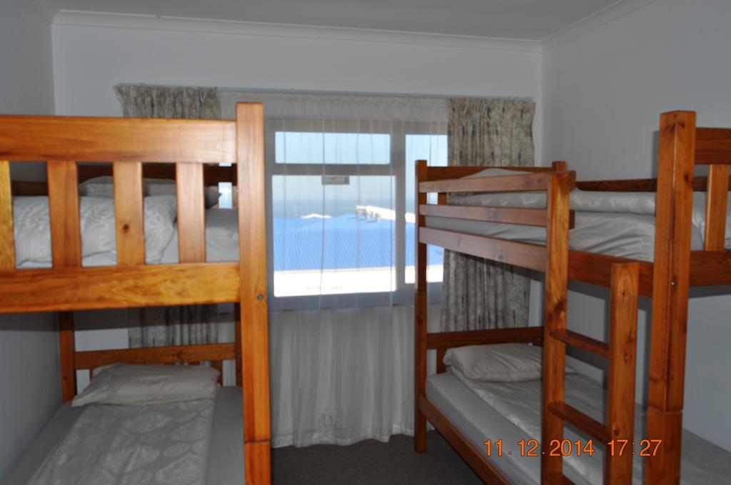 Backpacker Apartments Plettenbergbaai Kamer foto