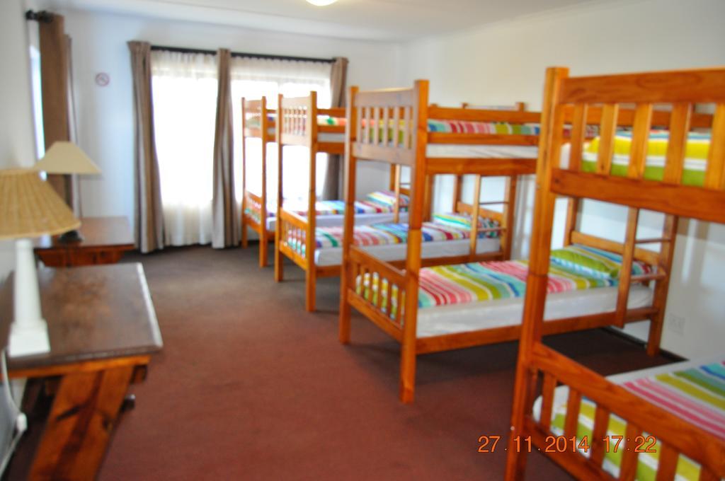 Backpacker Apartments Plettenbergbaai Kamer foto