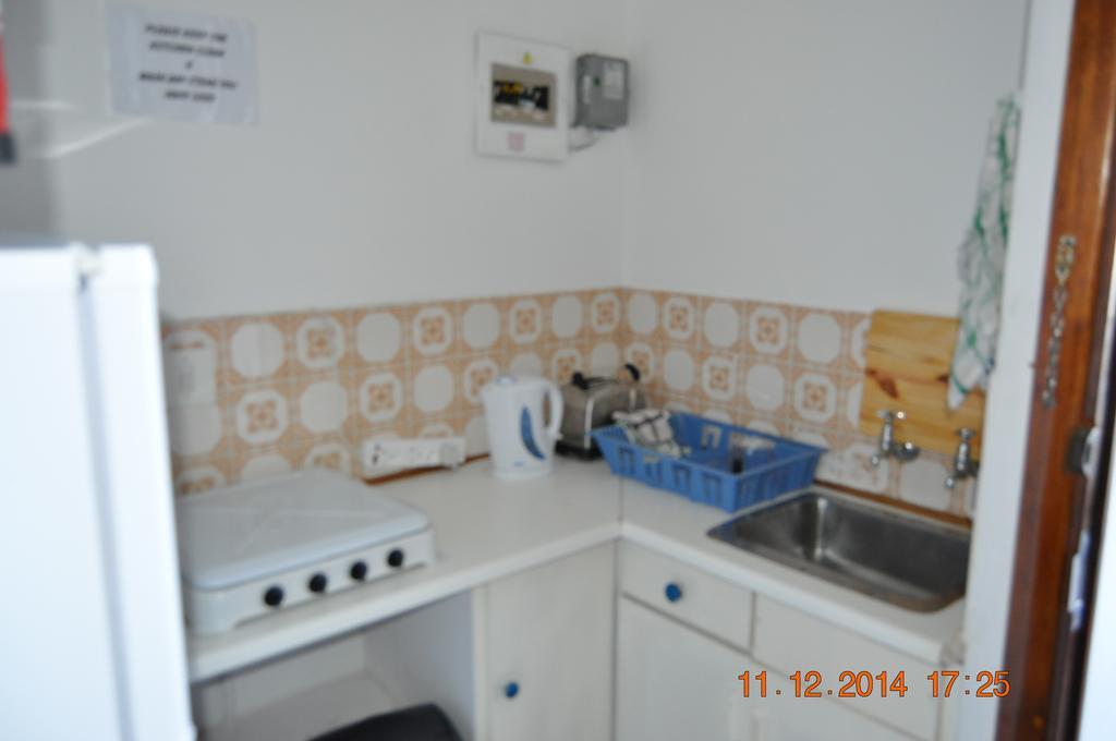 Backpacker Apartments Plettenbergbaai Kamer foto