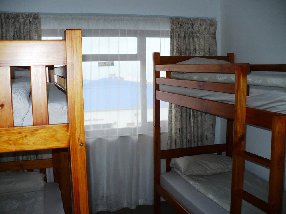Backpacker Apartments Plettenbergbaai Buitenkant foto