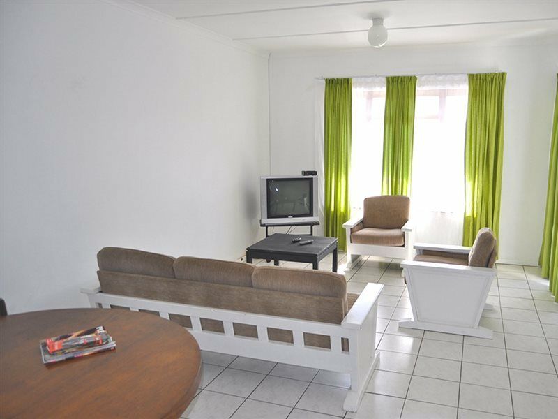 Backpacker Apartments Plettenbergbaai Buitenkant foto